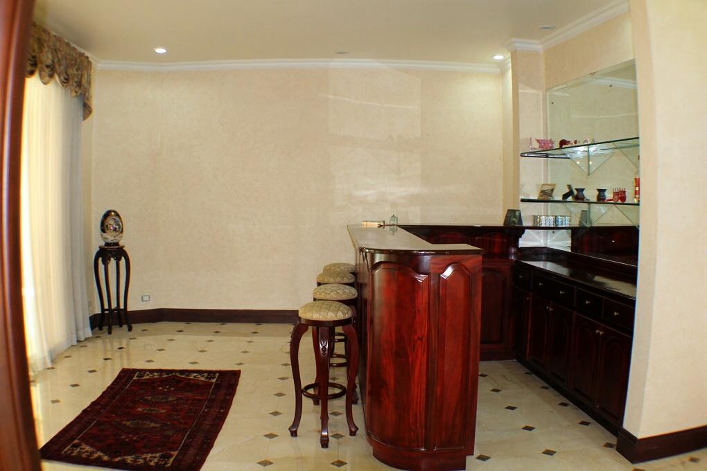 CR-006 property photo