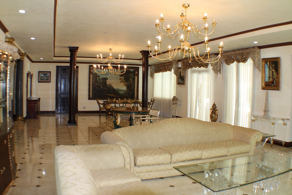 CR-006 property photo