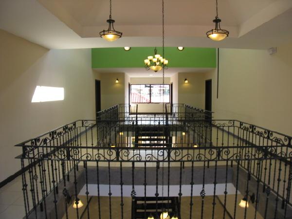 CR-007 property photo