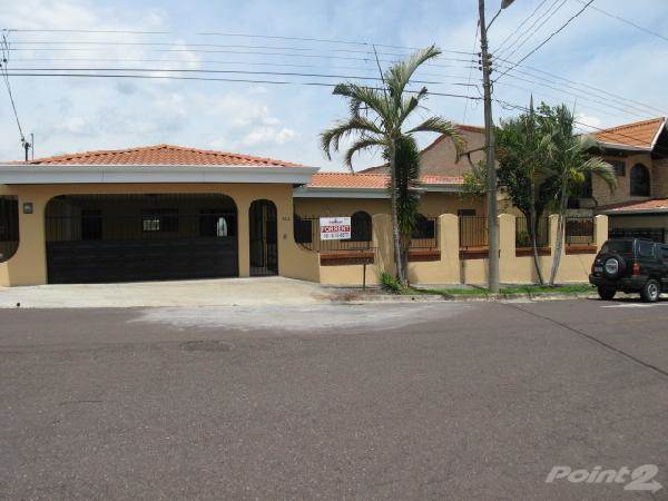 CR-011 property photo