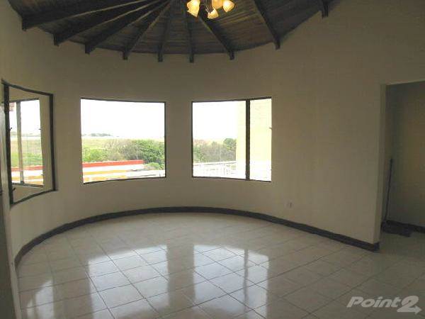 CR-011 property photo