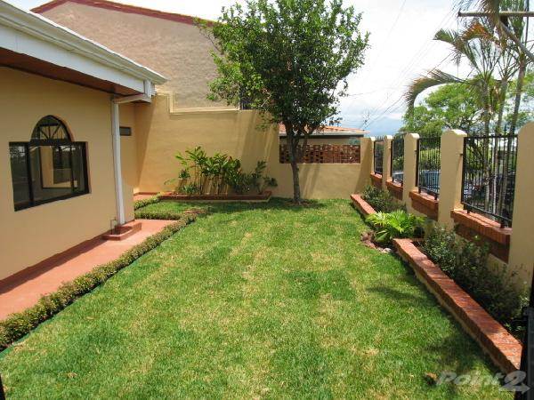 CR-011 property photo