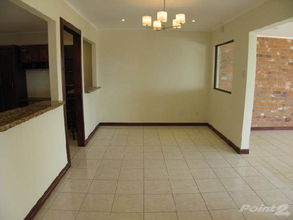 CR-011 property photo