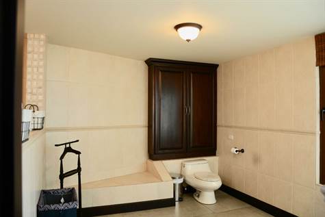 CR-013 property photo