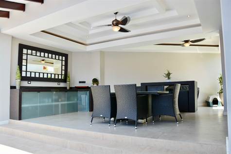 CR-013 property photo