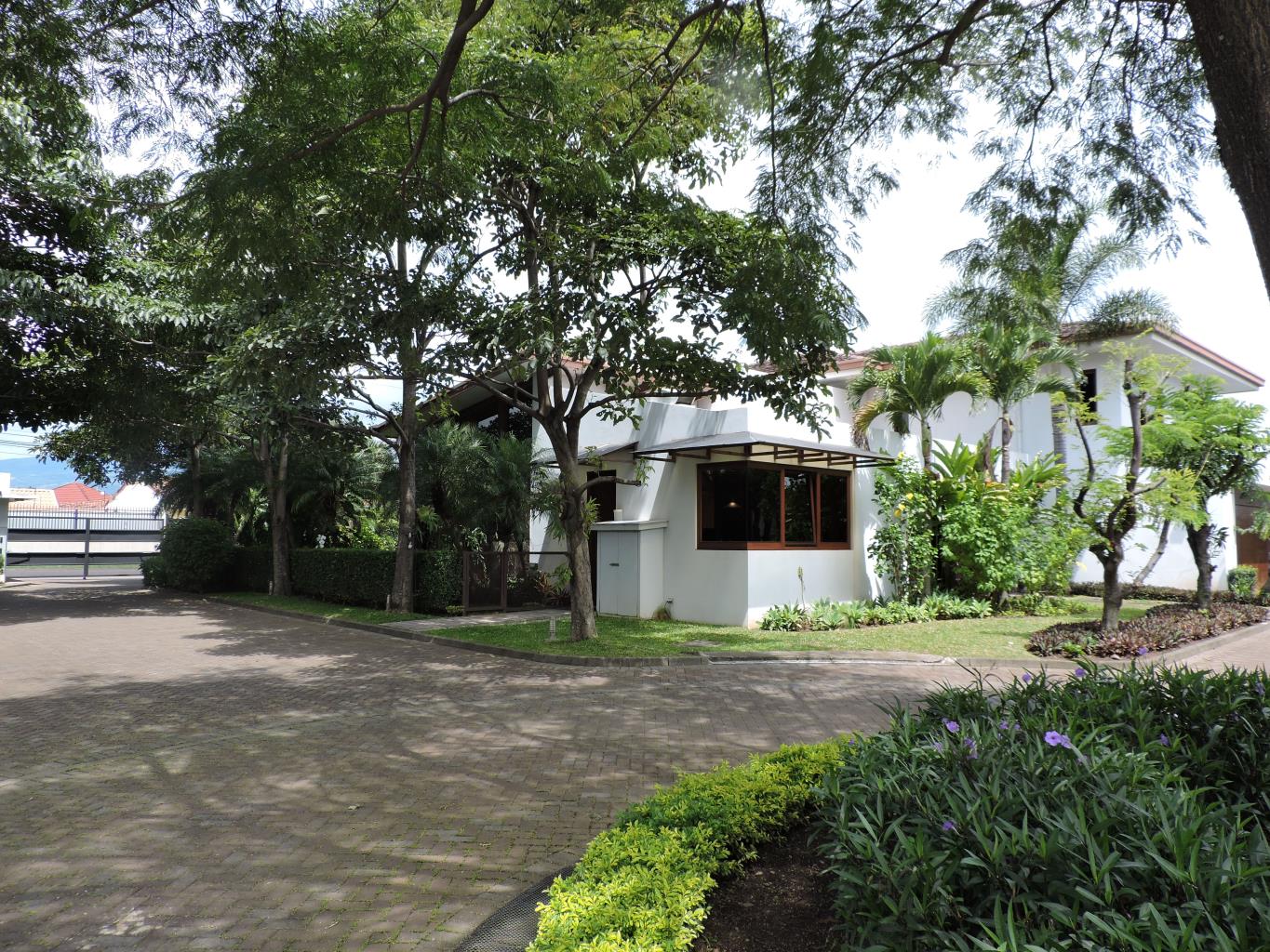 CR-061 - Residential