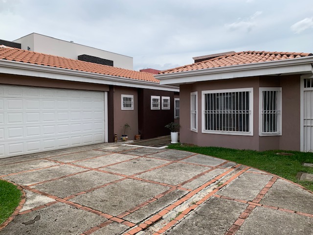 CR-063 property photo