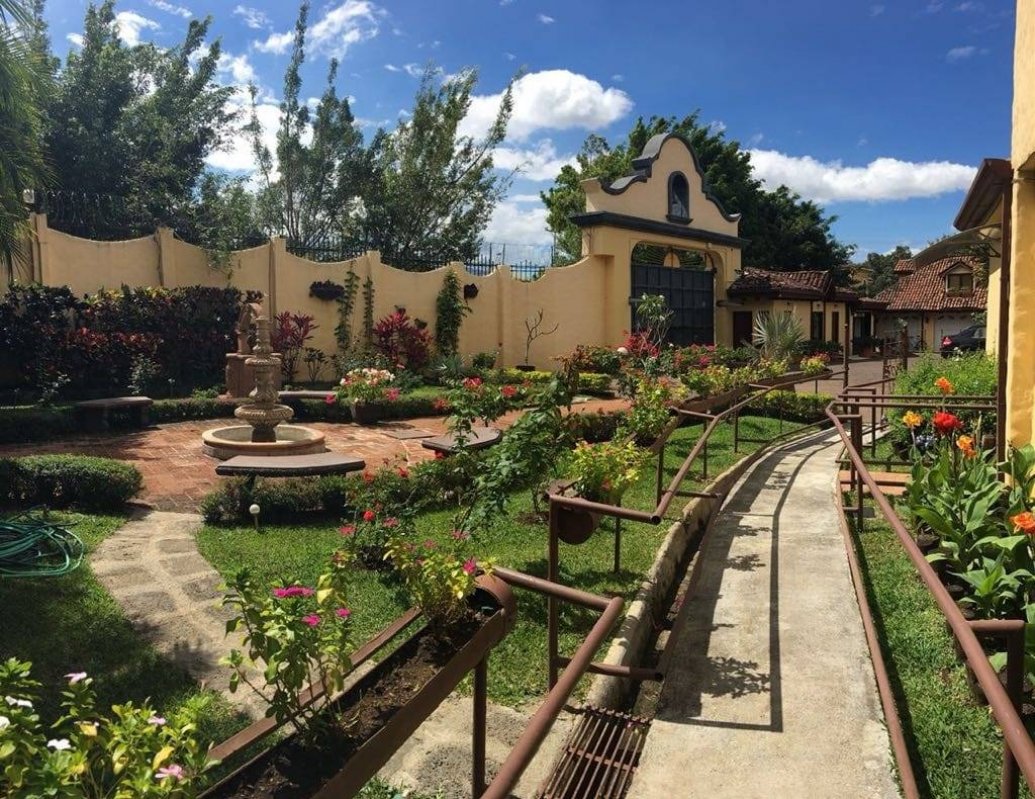 CR-095 property photo