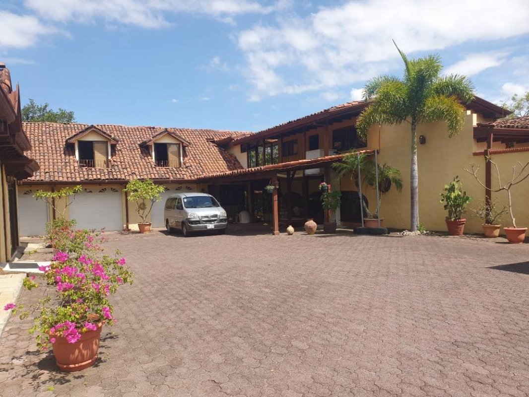 CR-095 property photo