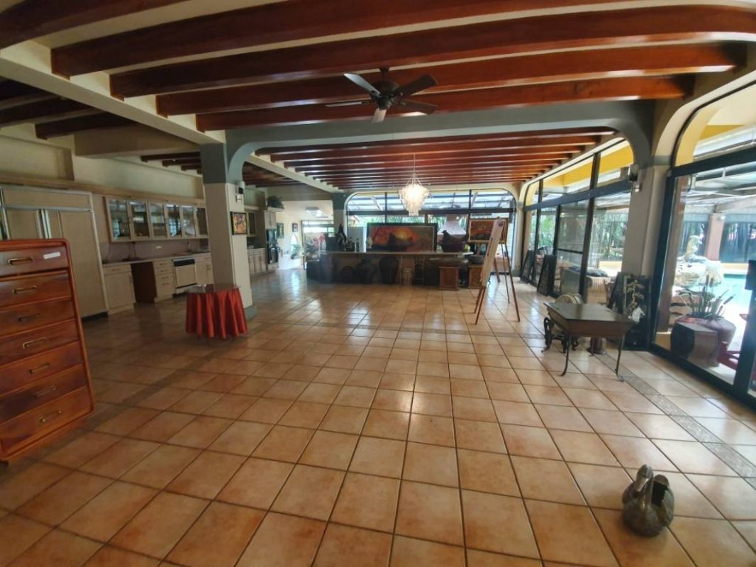 CR-095 property photo