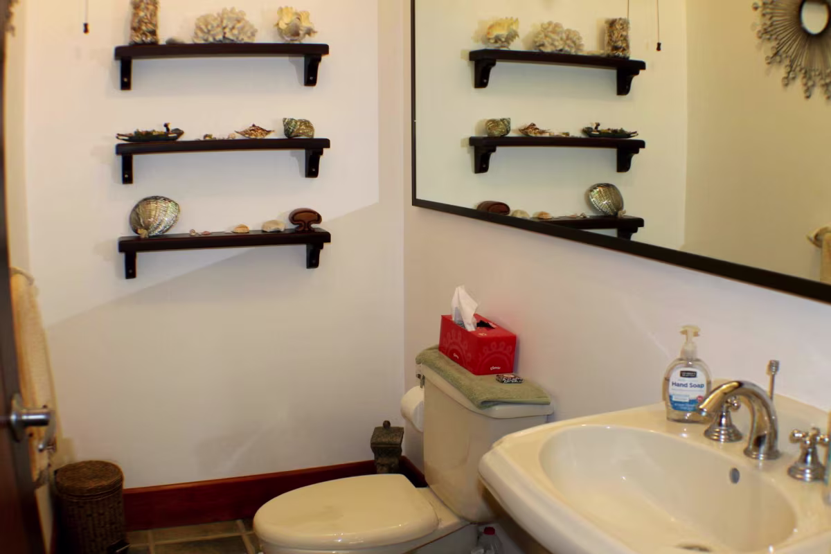CR-103 property photo