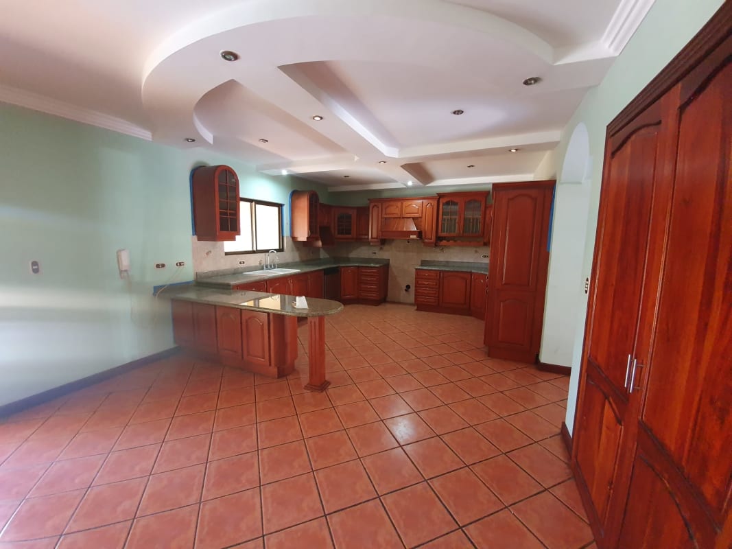 CR-107 property photo