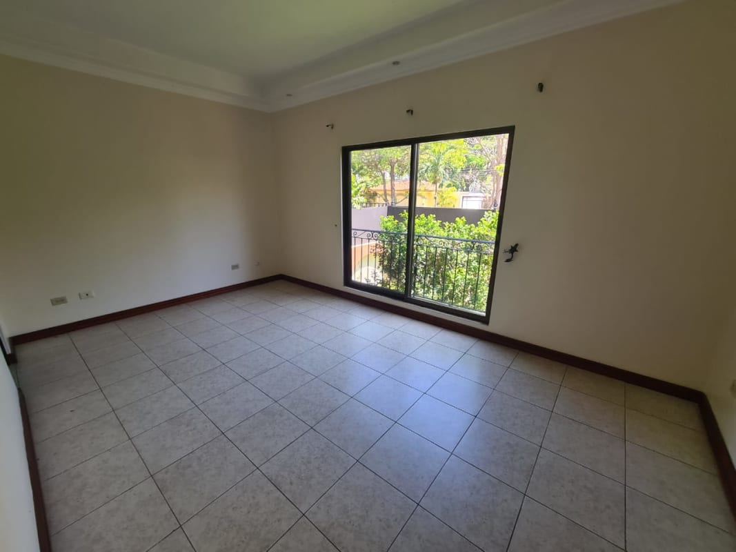 CR-109 property photo