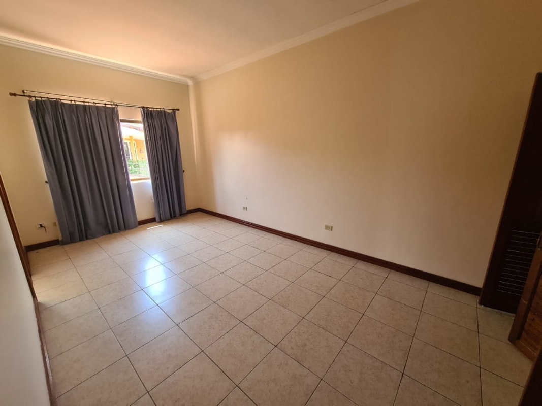 CR-109 property photo