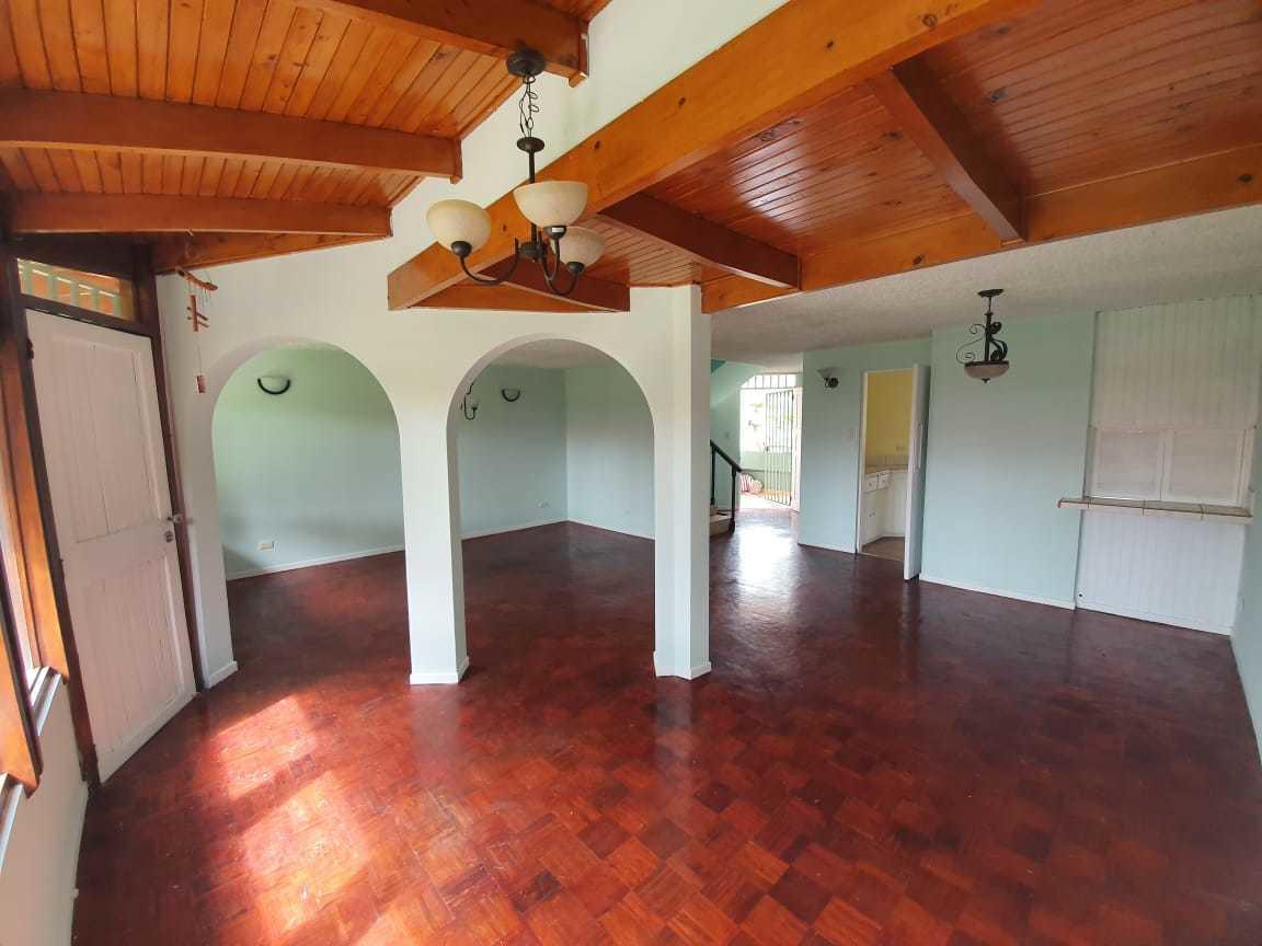 CR-111 property photo