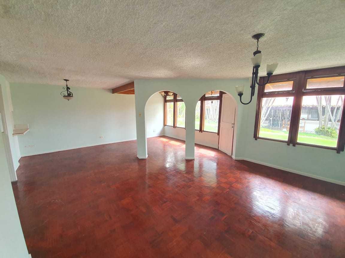 CR-111 property photo