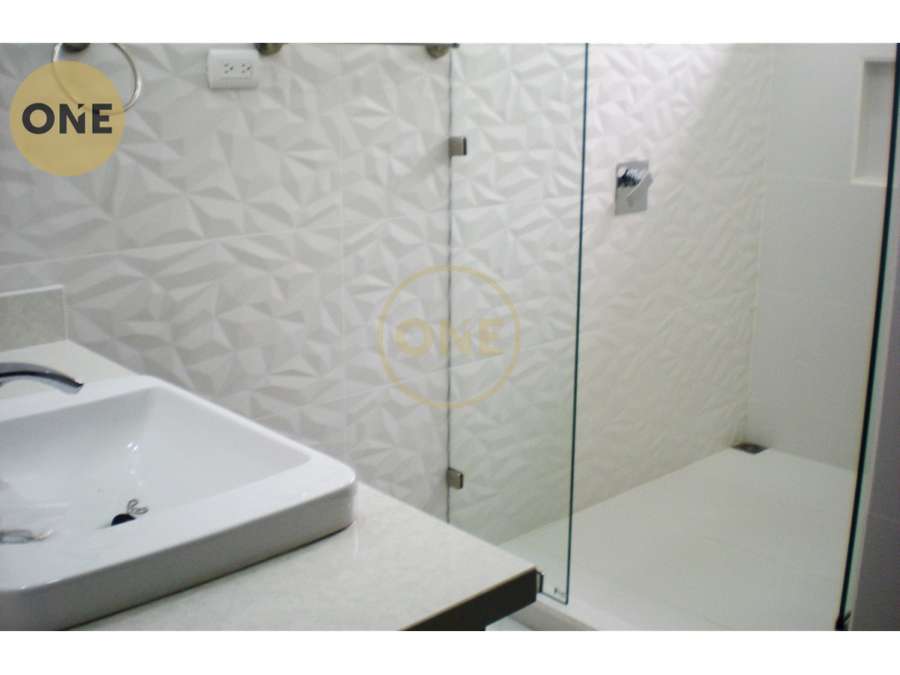 CR-112 property photo