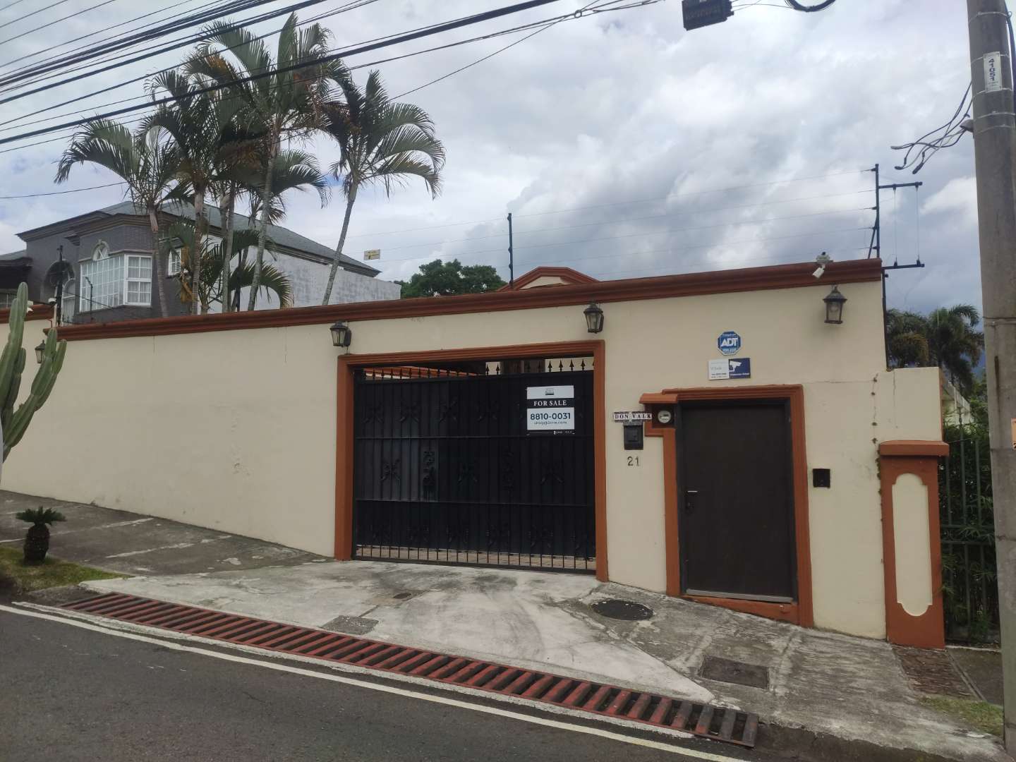 CR-121 - Residential