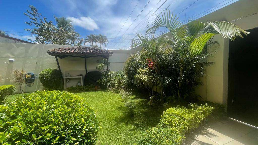 CR-123 property photo