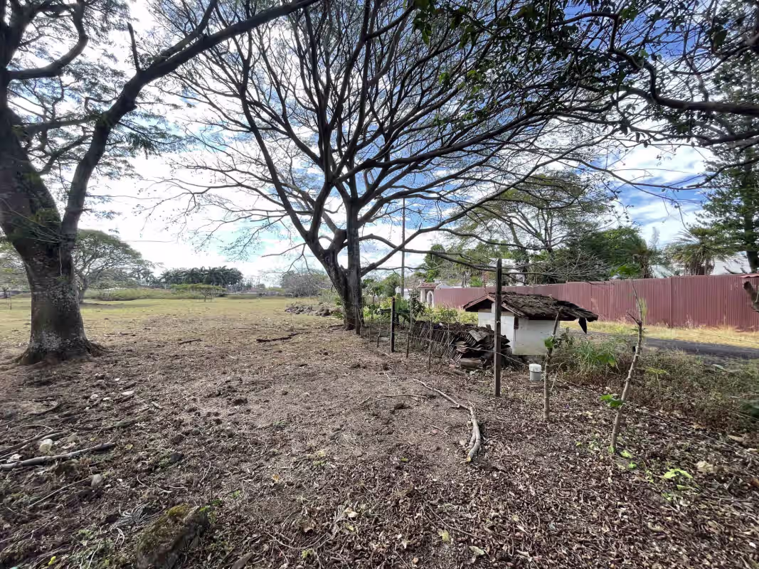 CR-126 property photo