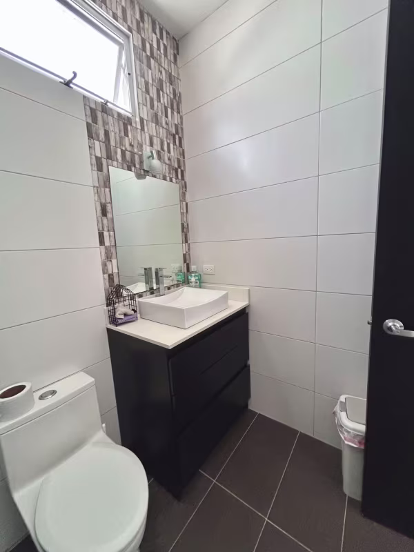 CR-127 property photo