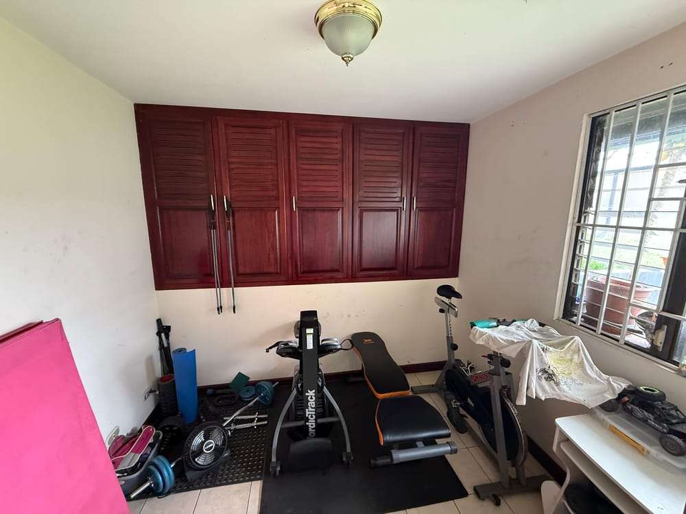 CR-128 property photo