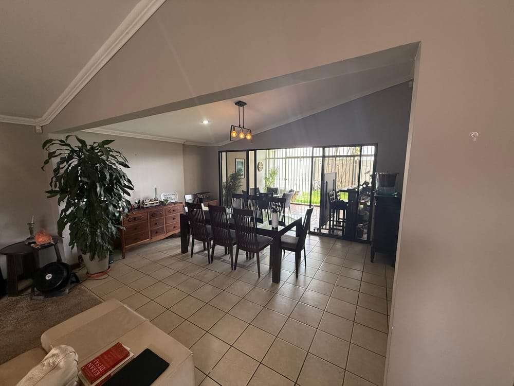 CR-128 property photo