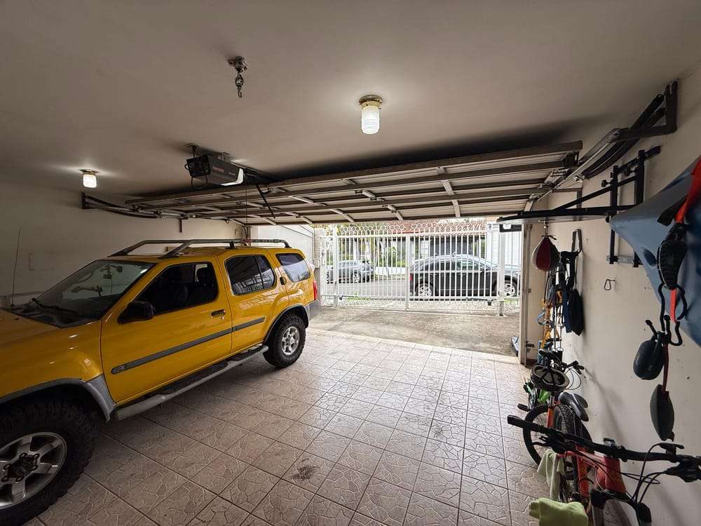 CR-128 property photo